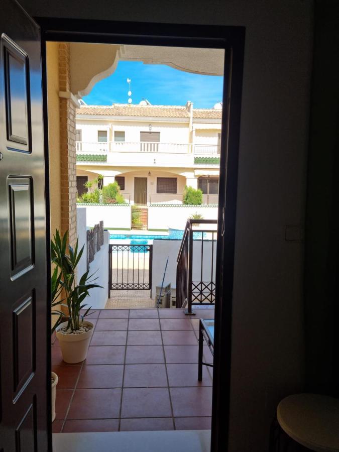 Agradable Adosado Con Piscina Villa Ciudad Quesada Dış mekan fotoğraf